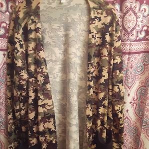 BNWT LulaRoe Caroline Cardigan - XL